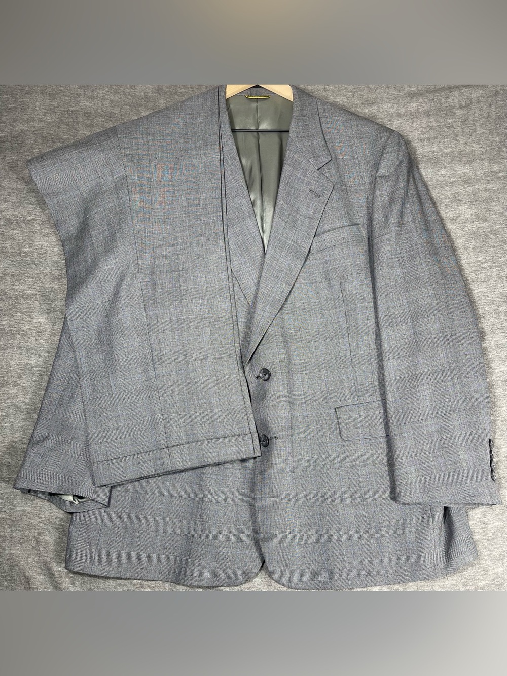 Hart Schaffner Marx CUSTOM TAILORED 44R 38x31 Gray Wool Gold Trumpeter Suit USA